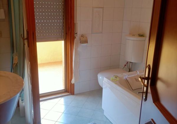 VILLA A SCHIERA